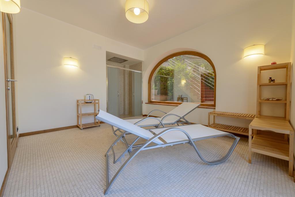 La Bifora B&B Ogliastro Cilento Bagian luar foto