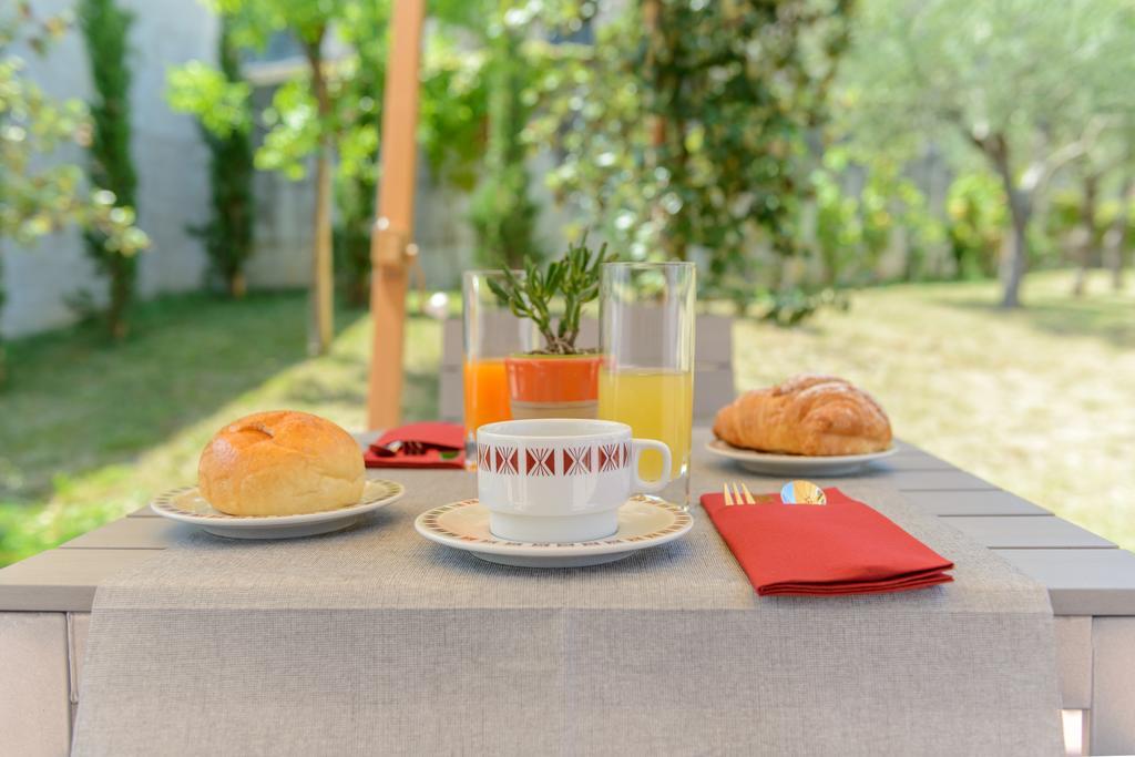 La Bifora B&B Ogliastro Cilento Bagian luar foto